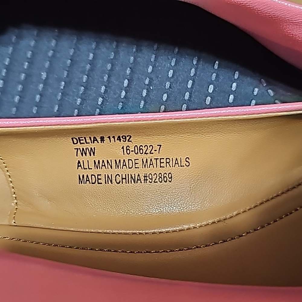 Pink flats - Picture 2 of 5